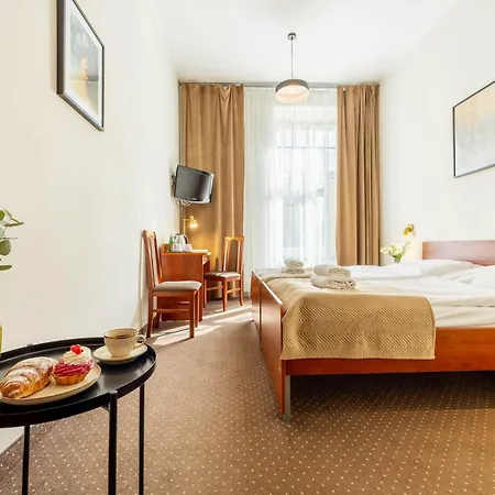 Lothus 3* Βρότσλαβ