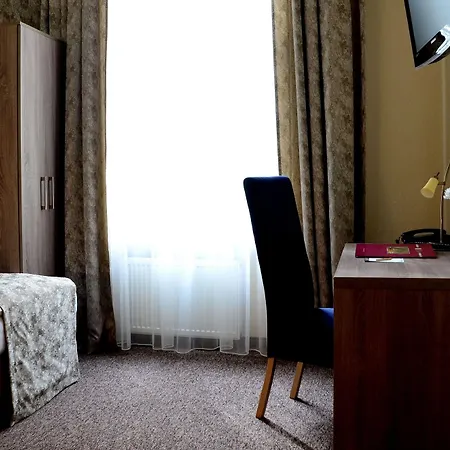 Lothus 3* Вроцлав