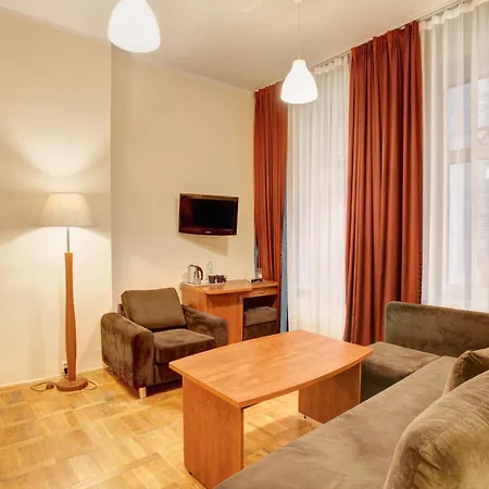 Lothus 3*