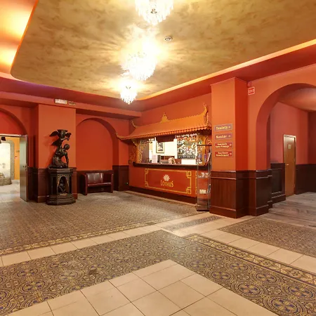 罗特哈斯酒店 酒店 3*