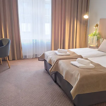 Lothus Hotel Vratislav