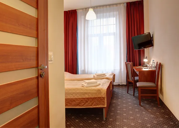Otel Lothus 3*